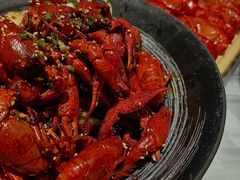 -肥肥虾庄·金牌油焖大虾(首义路店)
