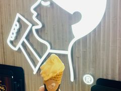 -爱雍·乌节