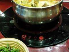 -亮欢寨酸汤鱼(沙冲路店)