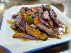 -临街徽菜馆·正宗黄山味