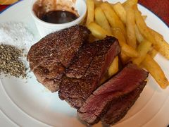 -羽深肉铺 Steak & Wine