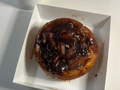 黏黏枫糖肉桂卷-慢熟面包店bud bread(孩儿巷店)