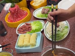 -四囍码头海鲜烧烤自助火锅(外滩南京东路悦荟广场店)