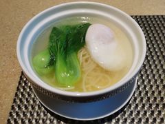 -亮马河饭店翠雅咖啡厅