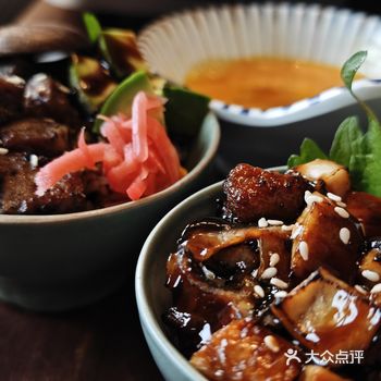 秋山小院Autumn mountain(解放碑店