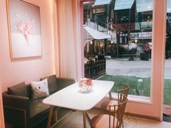 -金私燕鲜炖燕窝(万达店)