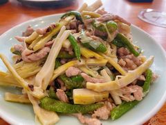 杭椒笋干肉丝-百家鲜·杭帮菜