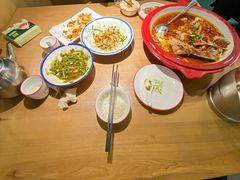 -湘当有饭剁椒鱼头(昆山招商花园城店)