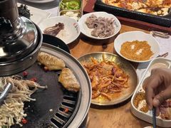 -秋香家韩式炭火烤肉(磐石路店)