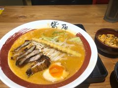 -雷门拉面·现熬骨汤(凯德来福士店)