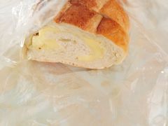 芝士粒粒法包-PAPER STONE BAKERY(天环店)