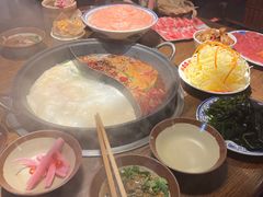 -萍姐火锅·公路夜市(武汉首店)