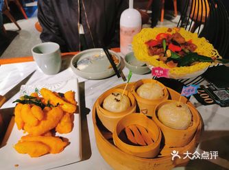 「云海肴云南菜·蒸汽石锅鱼(新奥店)」 地方很好找哦