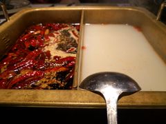 -尚尚仙·酸汤猪手·猪肚鸡火锅(华联万柳购物中心店)