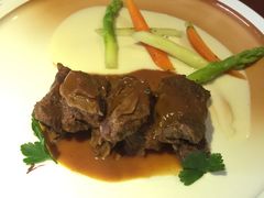 -鹿萤季·营地小馆(皇后公园店)