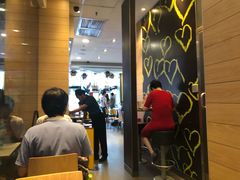 -麦当劳(中二横路店)