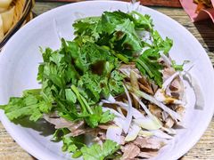 -老东门糁烫面角总店