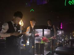 -欧米亚派对酒吧(绵阳店)