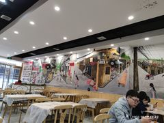 大堂-江城燕子大排档(江汉路步行街店)