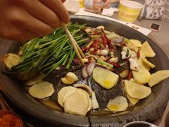 -美食美客土烙锅店·老字号