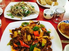 -溢心园香河肉饼总店