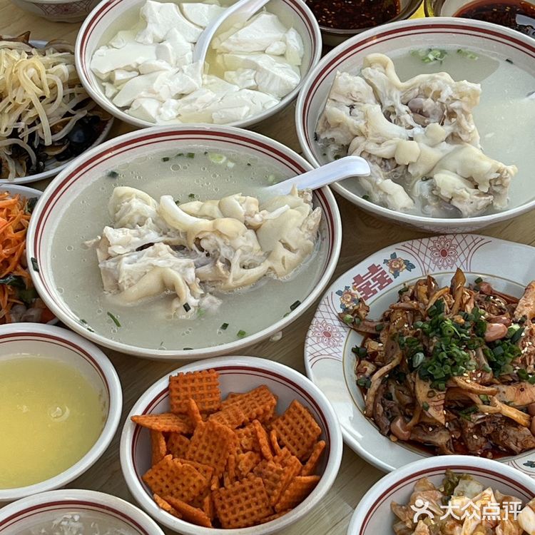 西安！鲜蹄花！吃到了！吃到了！！