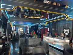 -屋有岛沉浸游戏旗舰店(中山公园店)