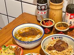 -矮子粉店1985·长沙米粉(湘春路店)