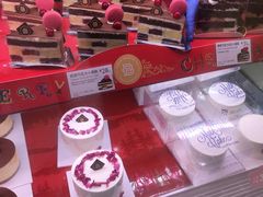 -巴黎贝甜(大宁国际商业广场店)