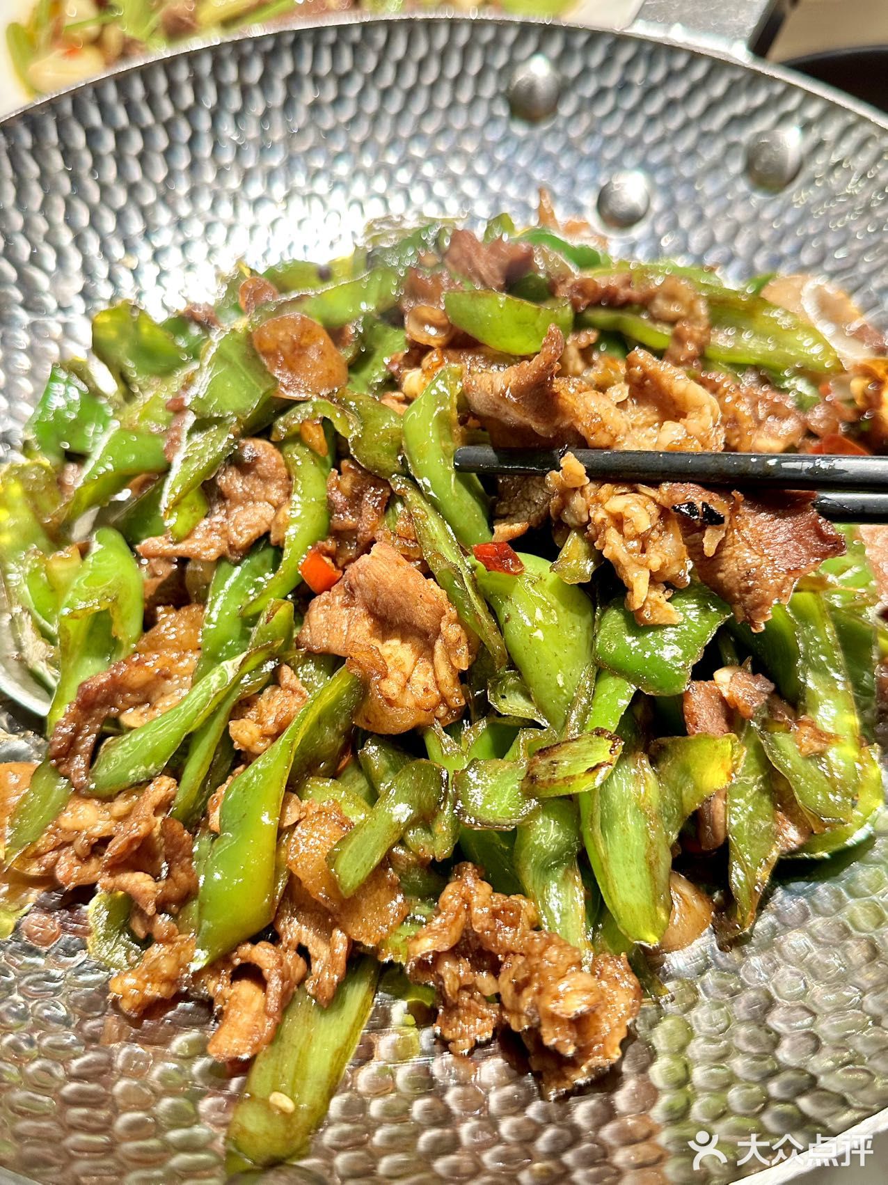 菜品全是大厨鲜炒湖南味，不是预制菜！鲜炒牛吊龙