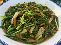 -去吃小龙虾·江湖菜·烧烤(南滨路店)