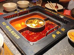 -老牌坊云南鱼豆花火锅(哈西万达店)