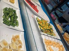 自助取餐区-聚盛源蒸汽海鲜火锅烤肉自助(巨川金海岸购物广场店)