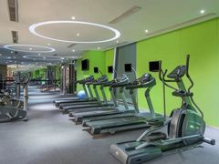 -上海虹桥西郊假日酒店