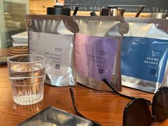 -Be Lived Cafe比例咖啡(摩天轮店)