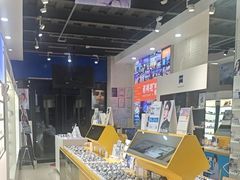 -诺柯视眼镜-蔡司依视路官方工厂店(淞南一店)