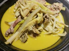 -河畔春天时尚餐厅