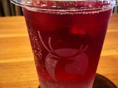 石榴蔓越莓苏打水-瑞幸咖啡(广东外经贸大厦店)