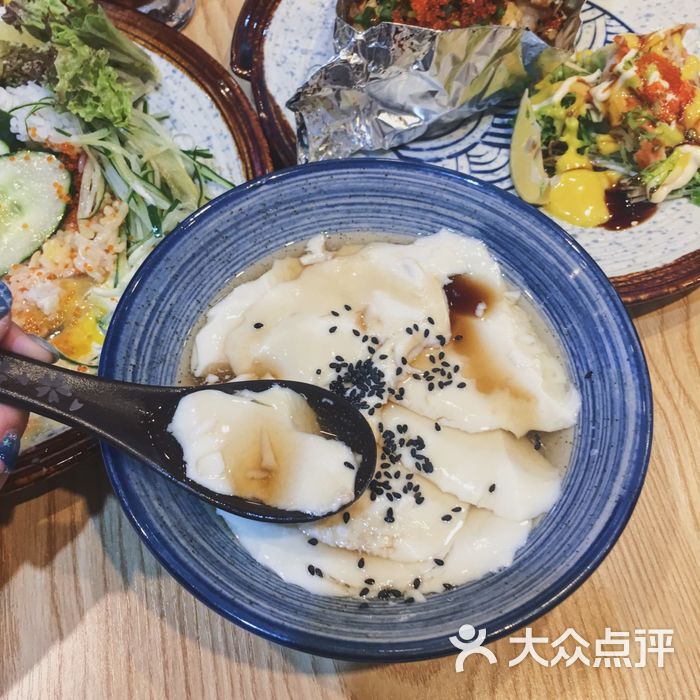 半桐食铺茶餐厅