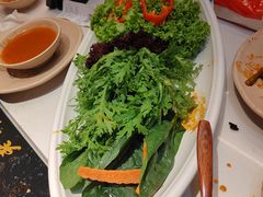 -老牌坊云南鱼豆花火锅(哈西万达店)