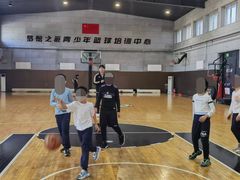 -梦想之巅·青少年篮球·羽毛球·培训中心(西站店)