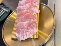 -臻牛烤肉