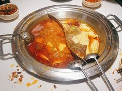 -老房老舍重庆火锅(假日城市店)