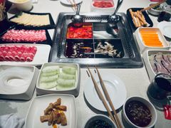 -海底捞火锅鲜切牛肉主题店(长寿路店)