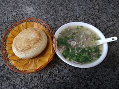 -清真喜兰老丁羊汤特色小吃