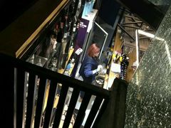 -HIHE Bistro·Oyster Bar(华熙live店)