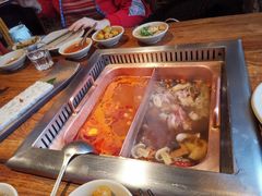 菌汤锅底-老牌坊云南鱼豆花火锅(爱建店)