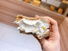 -沁屋面包店(人民东路店)