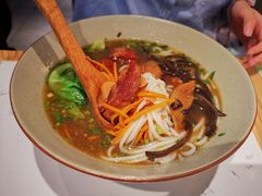 -百春原湖南牛肉粉(百联世纪店)