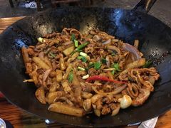 -富正毅三下锅·湘西韵味(天门山索道店)